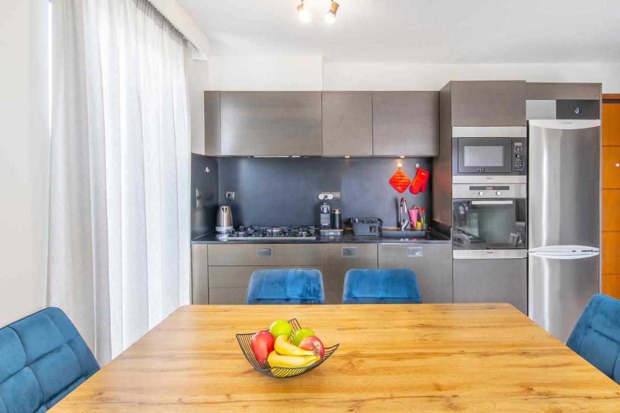 Lis153 By Smart Cozy Suites - Top Floors With Amazing City View - Available 24Hr Athens Luaran gambar