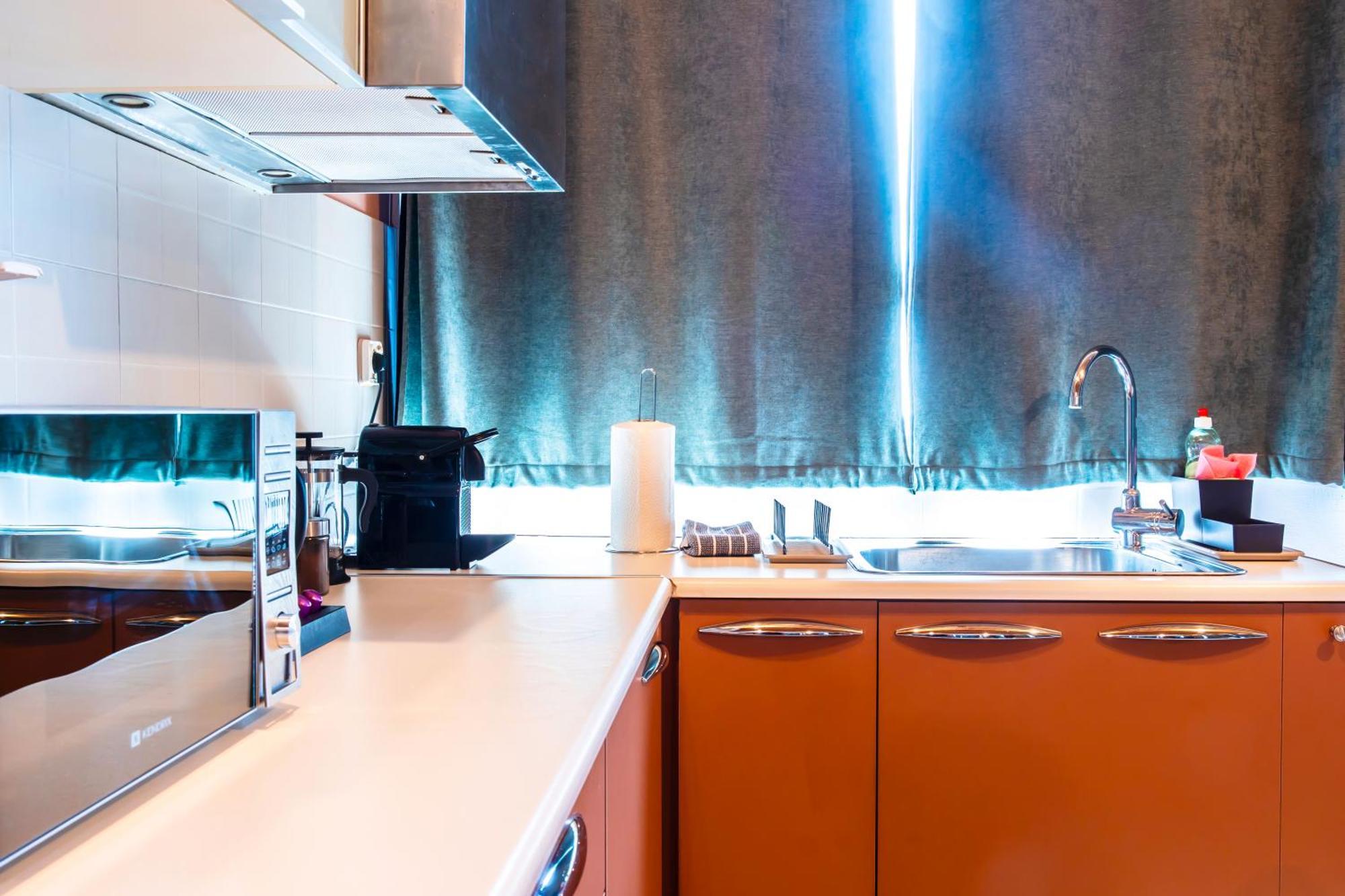 Lis153 By Smart Cozy Suites - Top Floors With Amazing City View - Available 24Hr Athens Luaran gambar