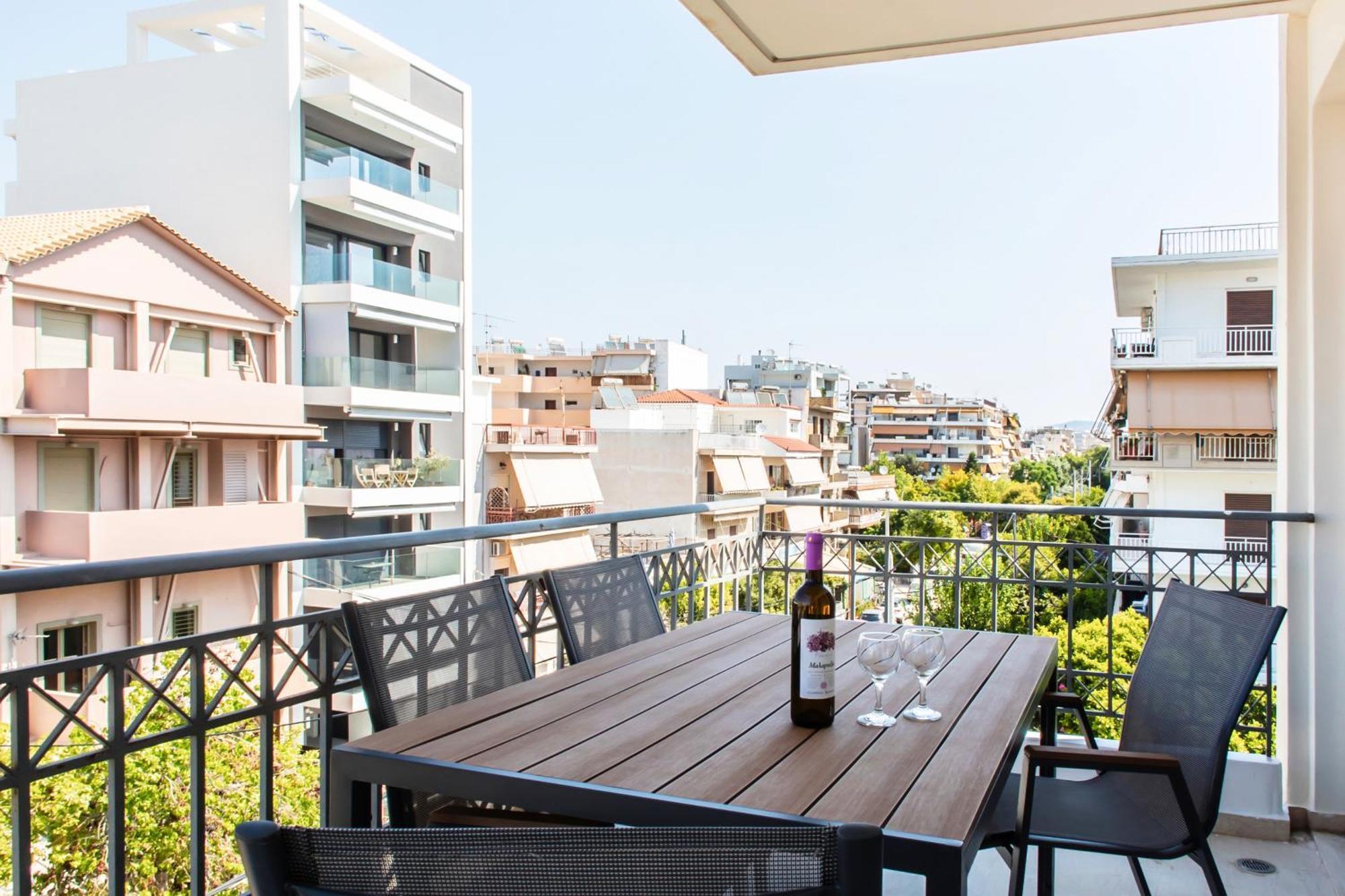 Lis153 By Smart Cozy Suites - Top Floors With Amazing City View - Available 24Hr Athens Luaran gambar