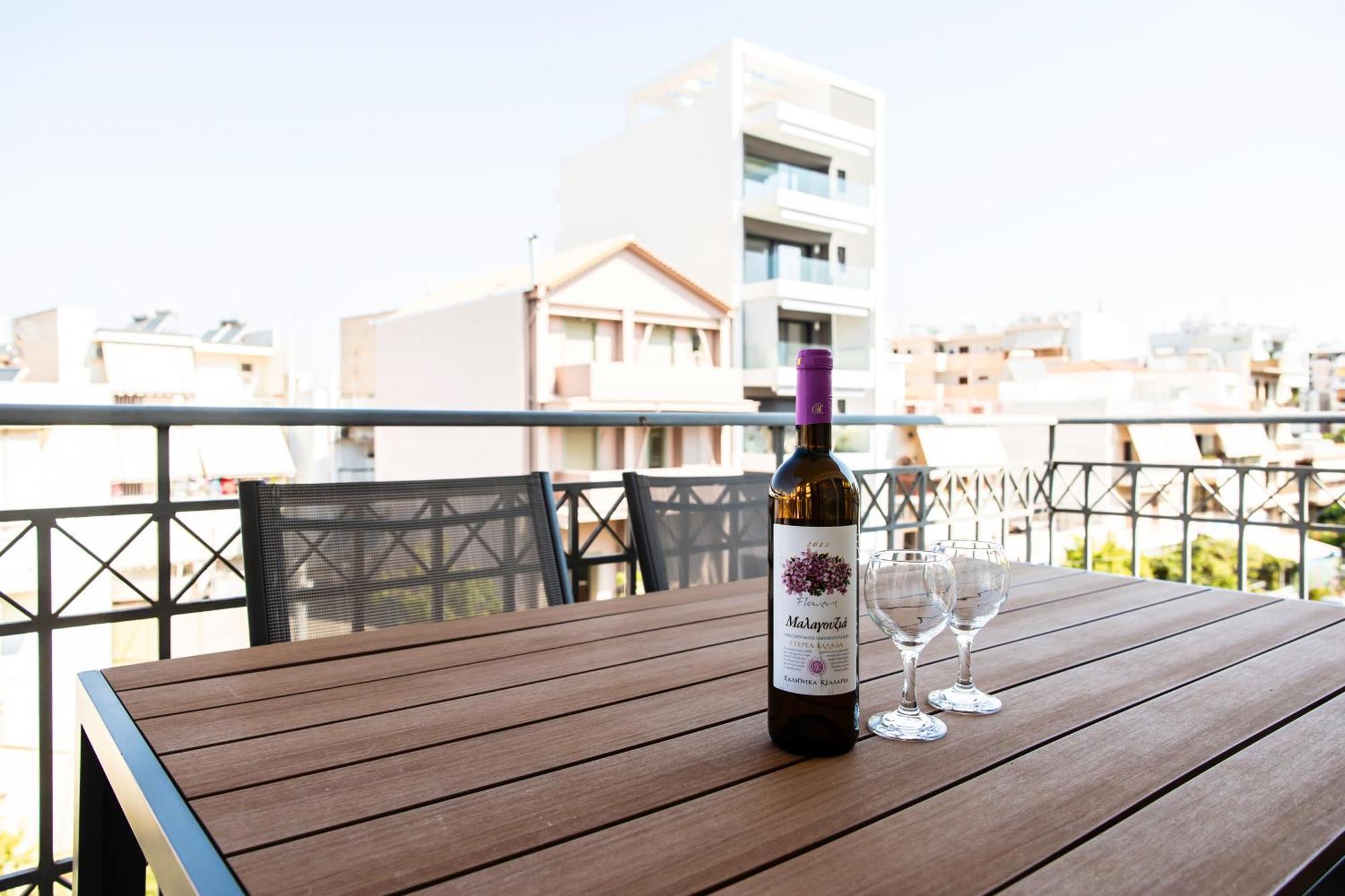 Lis153 By Smart Cozy Suites - Top Floors With Amazing City View - Available 24Hr Athens Luaran gambar