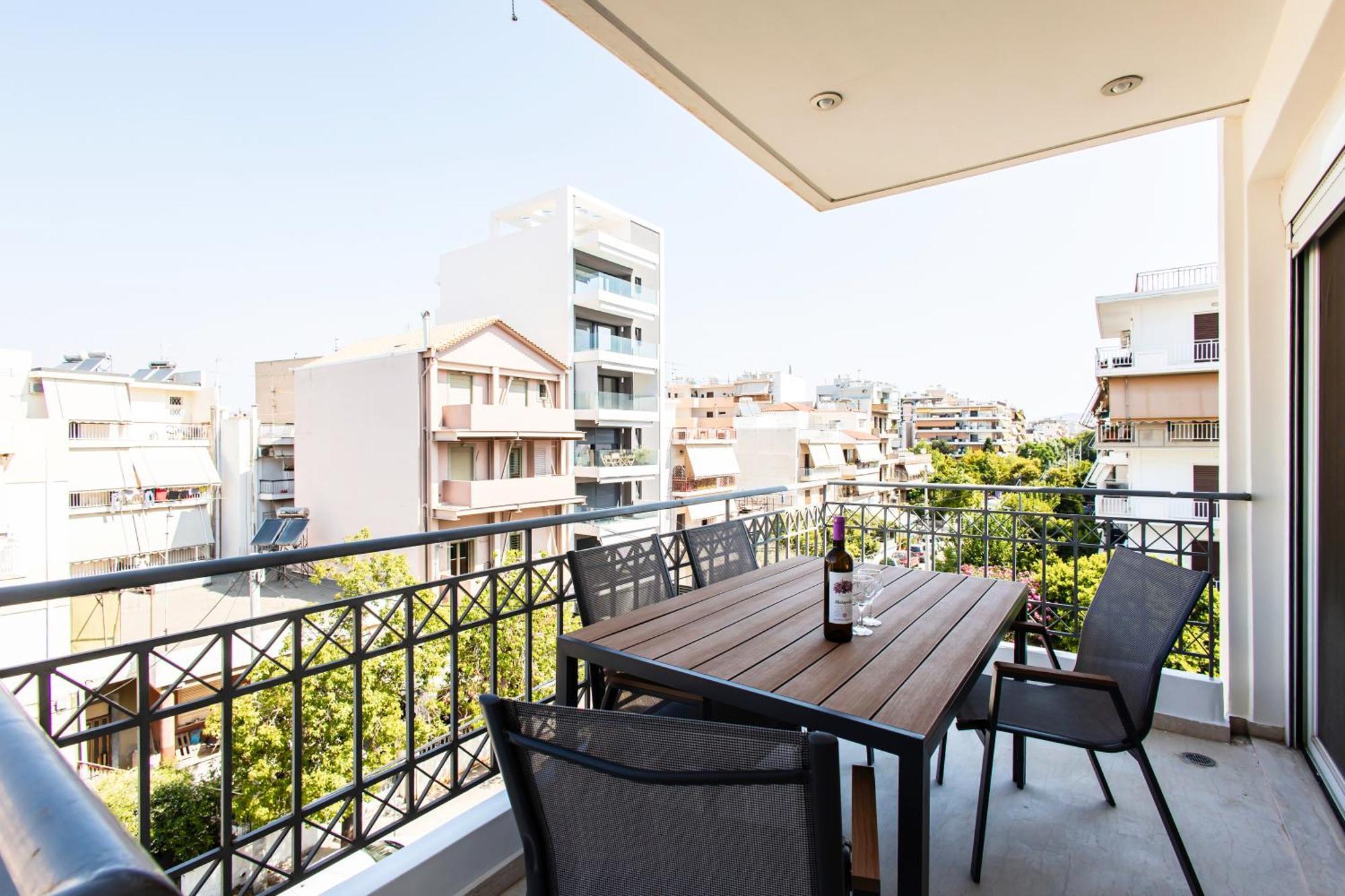 Lis153 By Smart Cozy Suites - Top Floors With Amazing City View - Available 24Hr Athens Luaran gambar