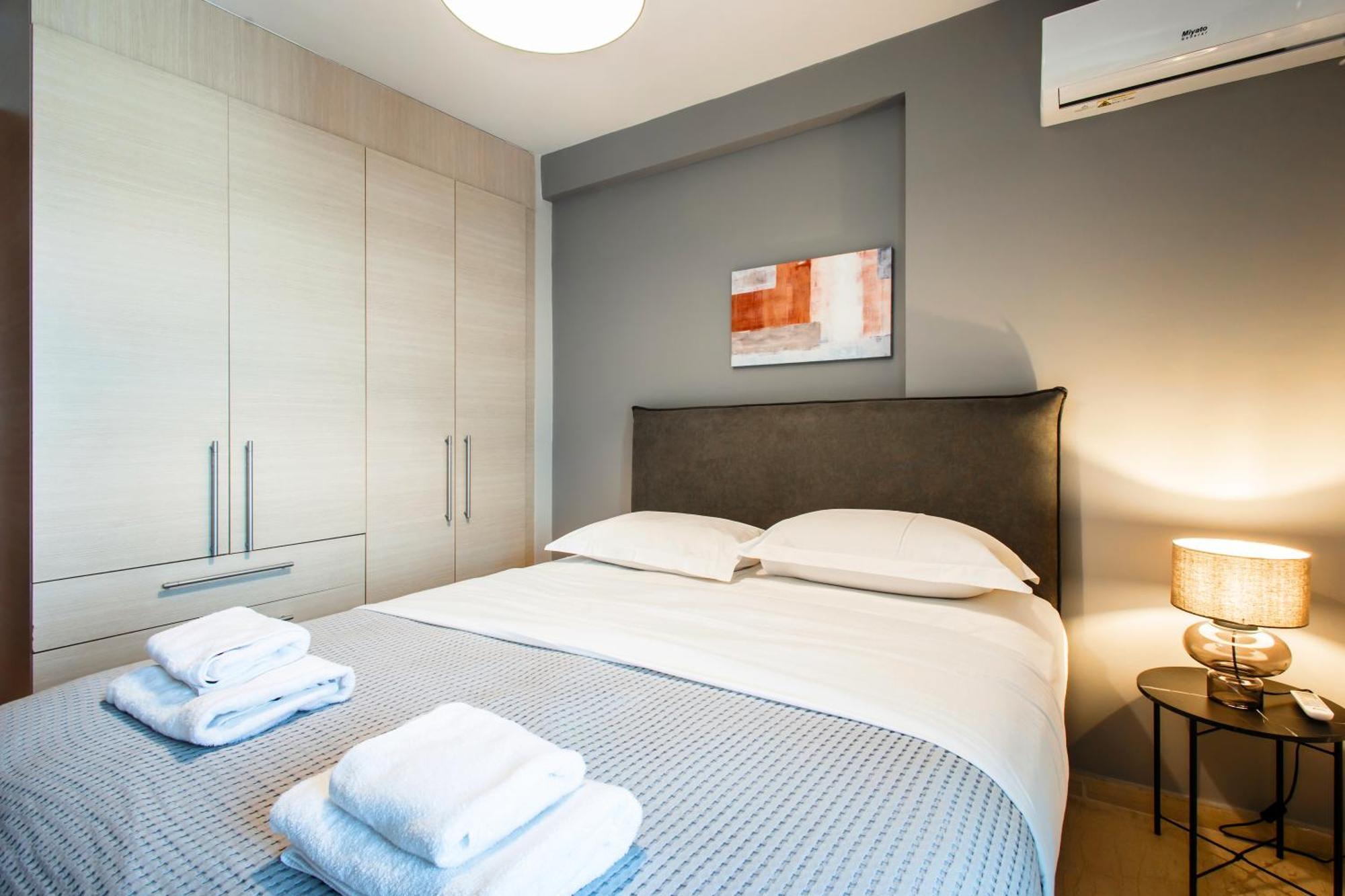 Lis153 By Smart Cozy Suites - Top Floors With Amazing City View - Available 24Hr Athens Luaran gambar