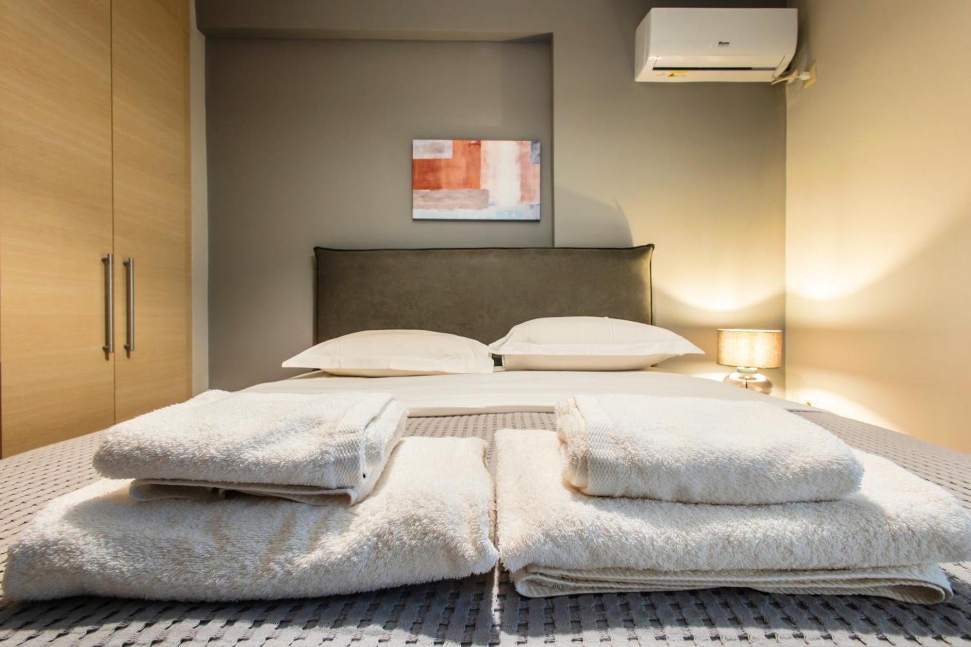 Lis153 By Smart Cozy Suites - Top Floors With Amazing City View - Available 24Hr Athens Luaran gambar