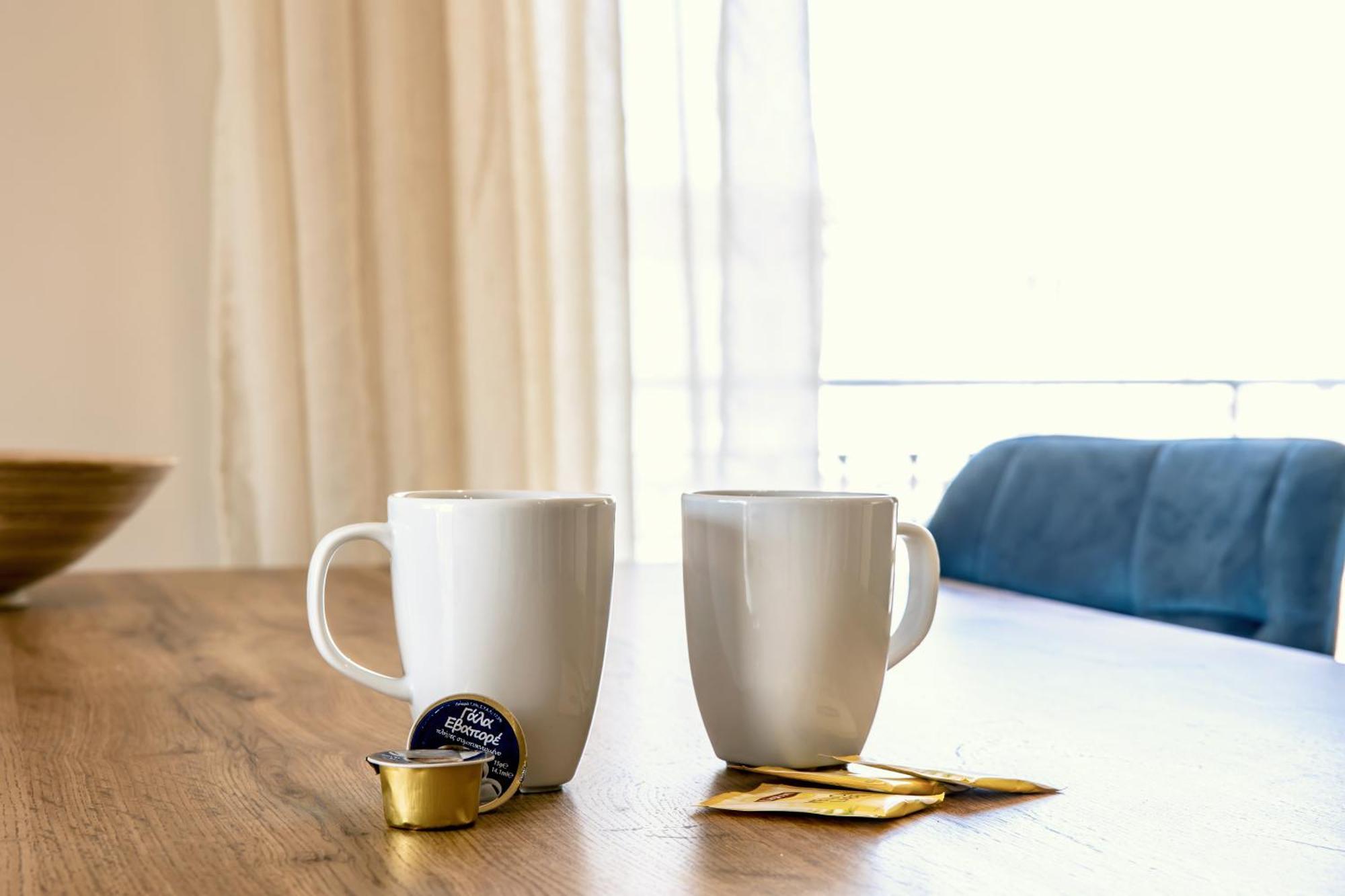 Lis153 By Smart Cozy Suites - Top Floors With Amazing City View - Available 24Hr Athens Luaran gambar