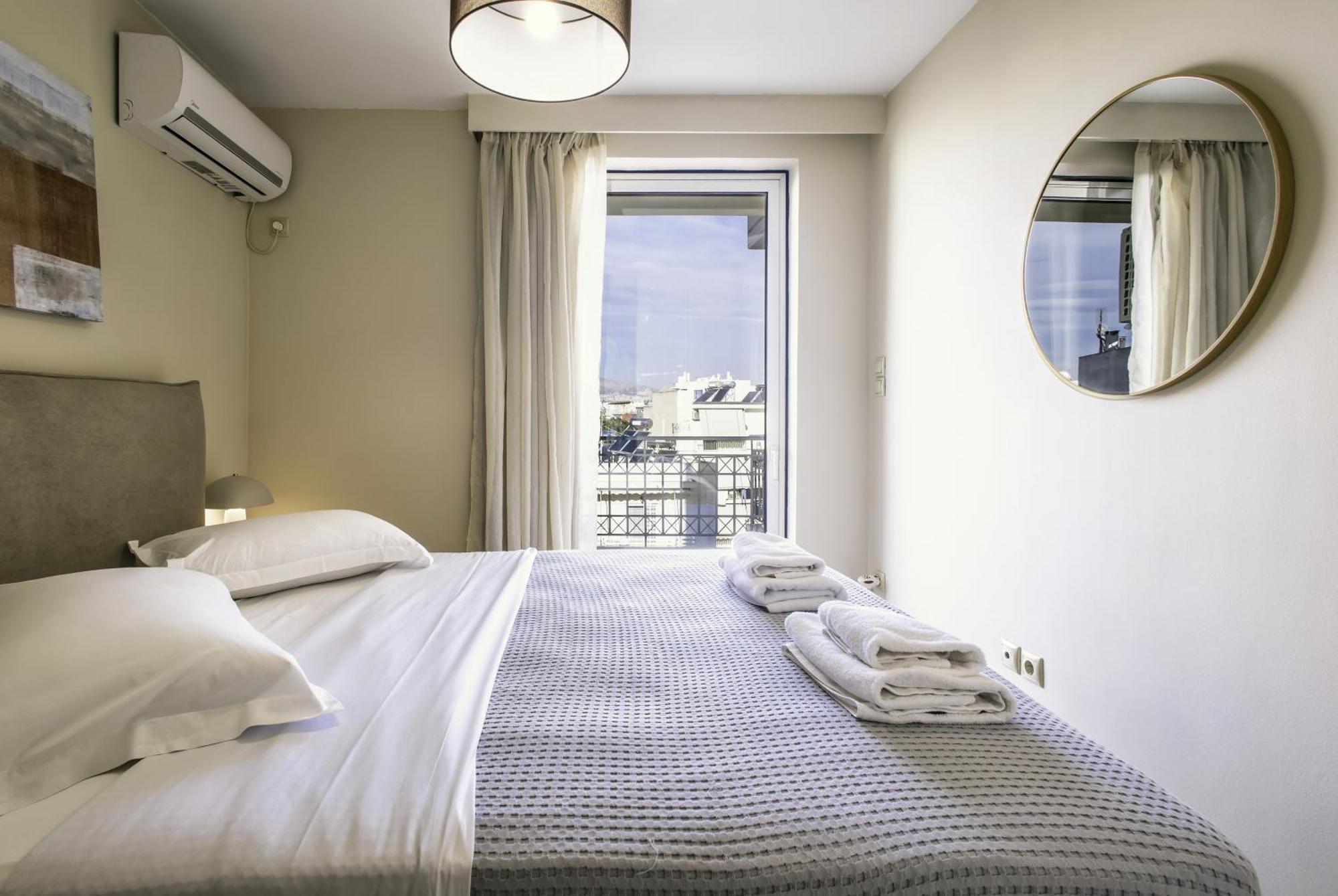 Lis153 By Smart Cozy Suites - Top Floors With Amazing City View - Available 24Hr Athens Luaran gambar
